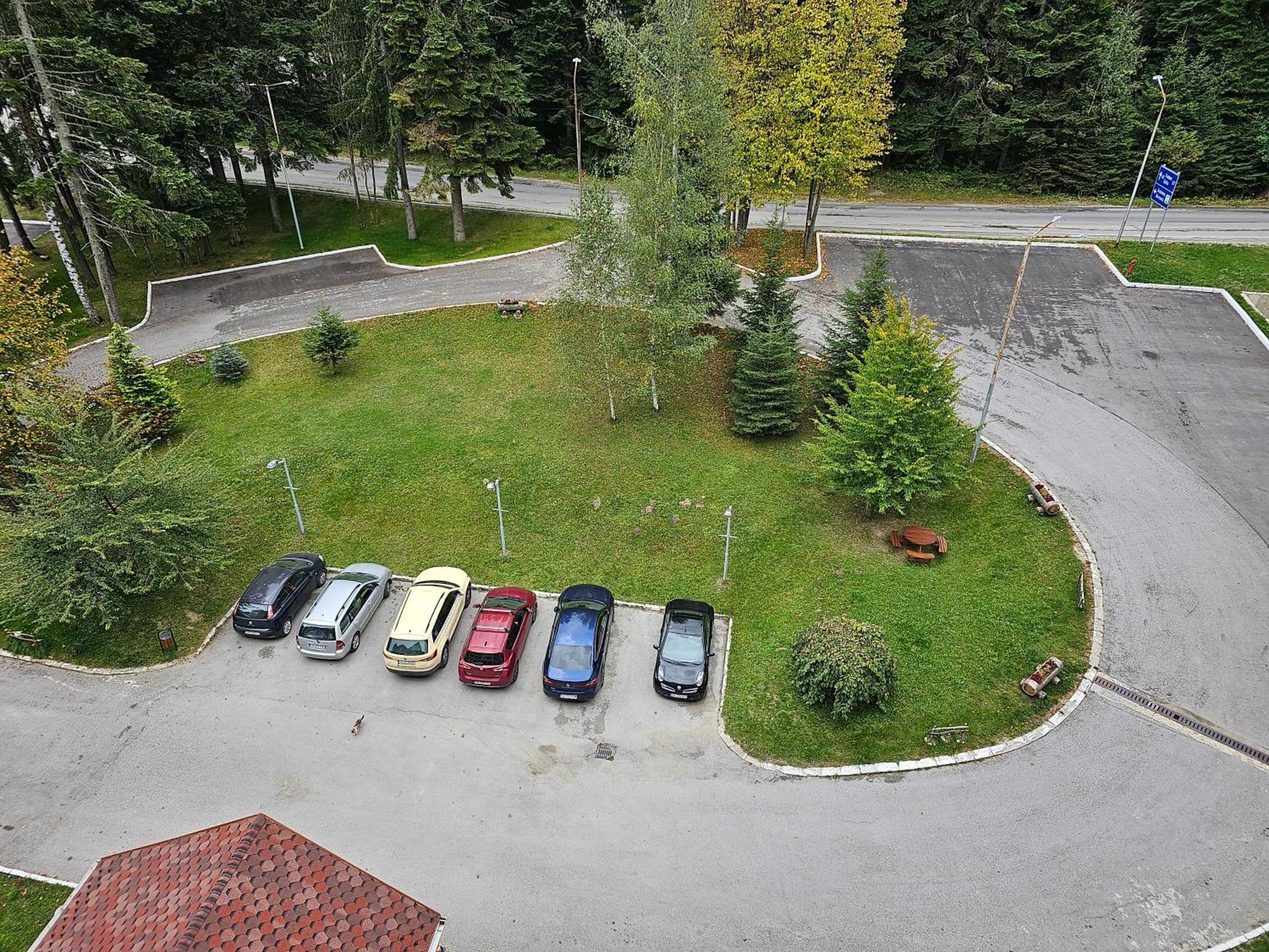 Apartments In Borovets Gardens Bagian luar foto